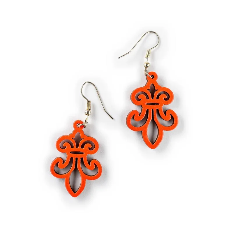 Ručne maľované drevené náušnice Fleur De Lis